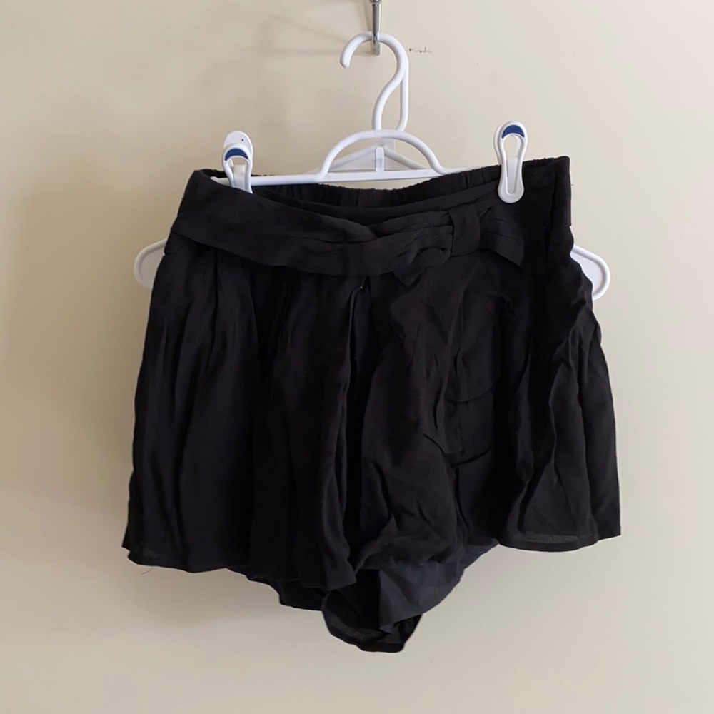 Lauren Conrad black shorts